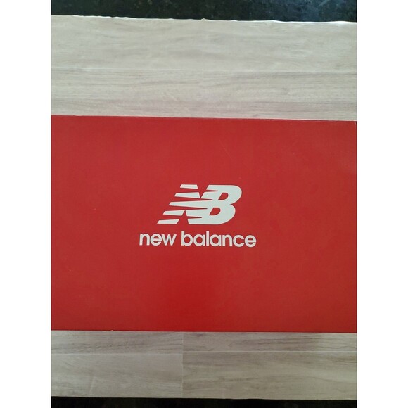 New Balance DynaSoft Nitrel v6 Women 8.5 D Trail Run Hike WTNTRLY6 NWB - Picture 11 of 12